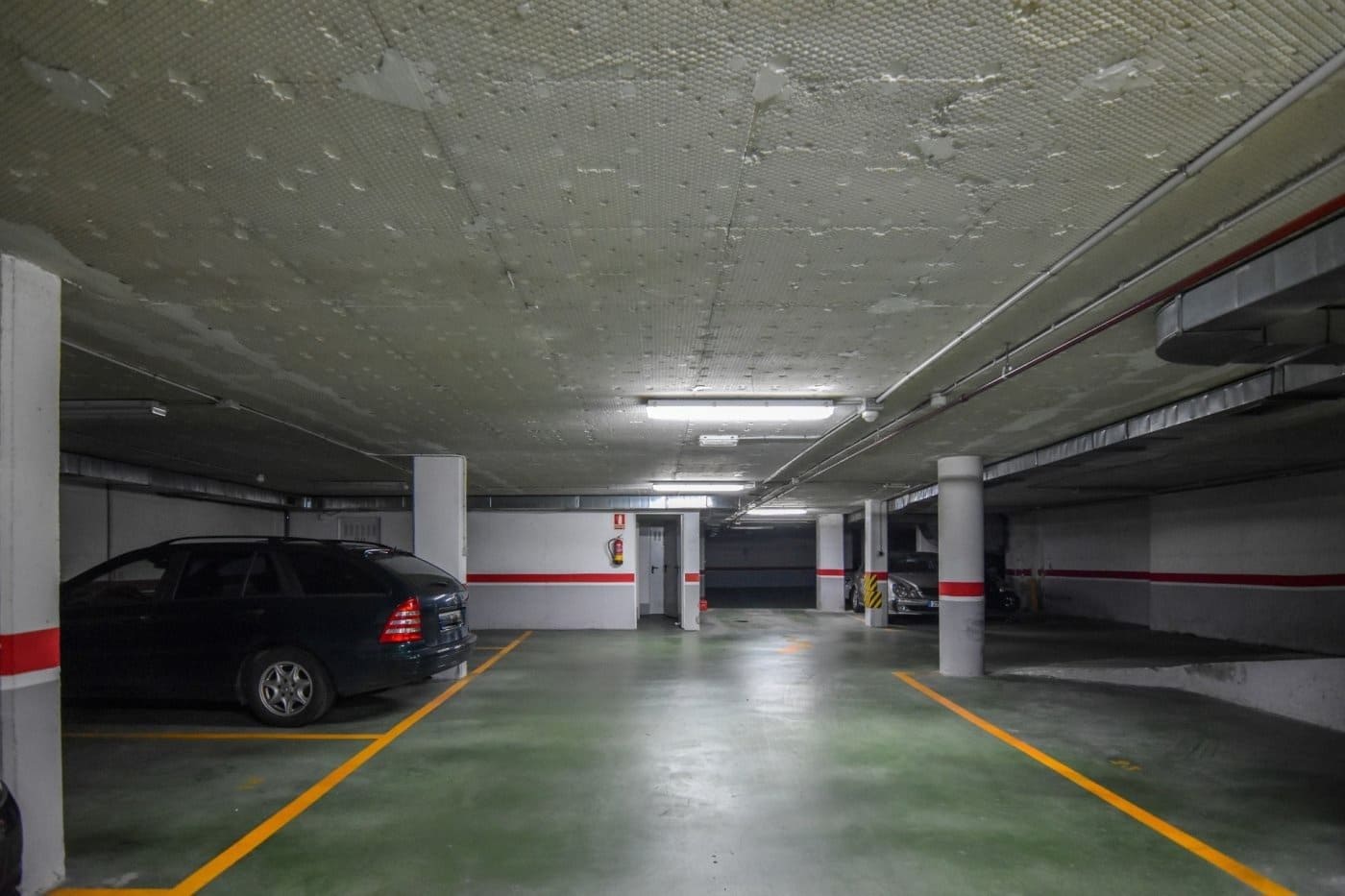 2 makuuhuone Asunto vuokrattavana paikassa A Coruna kaupunki mukana 
autotalli - 3 400 € (Ref: 9884947)