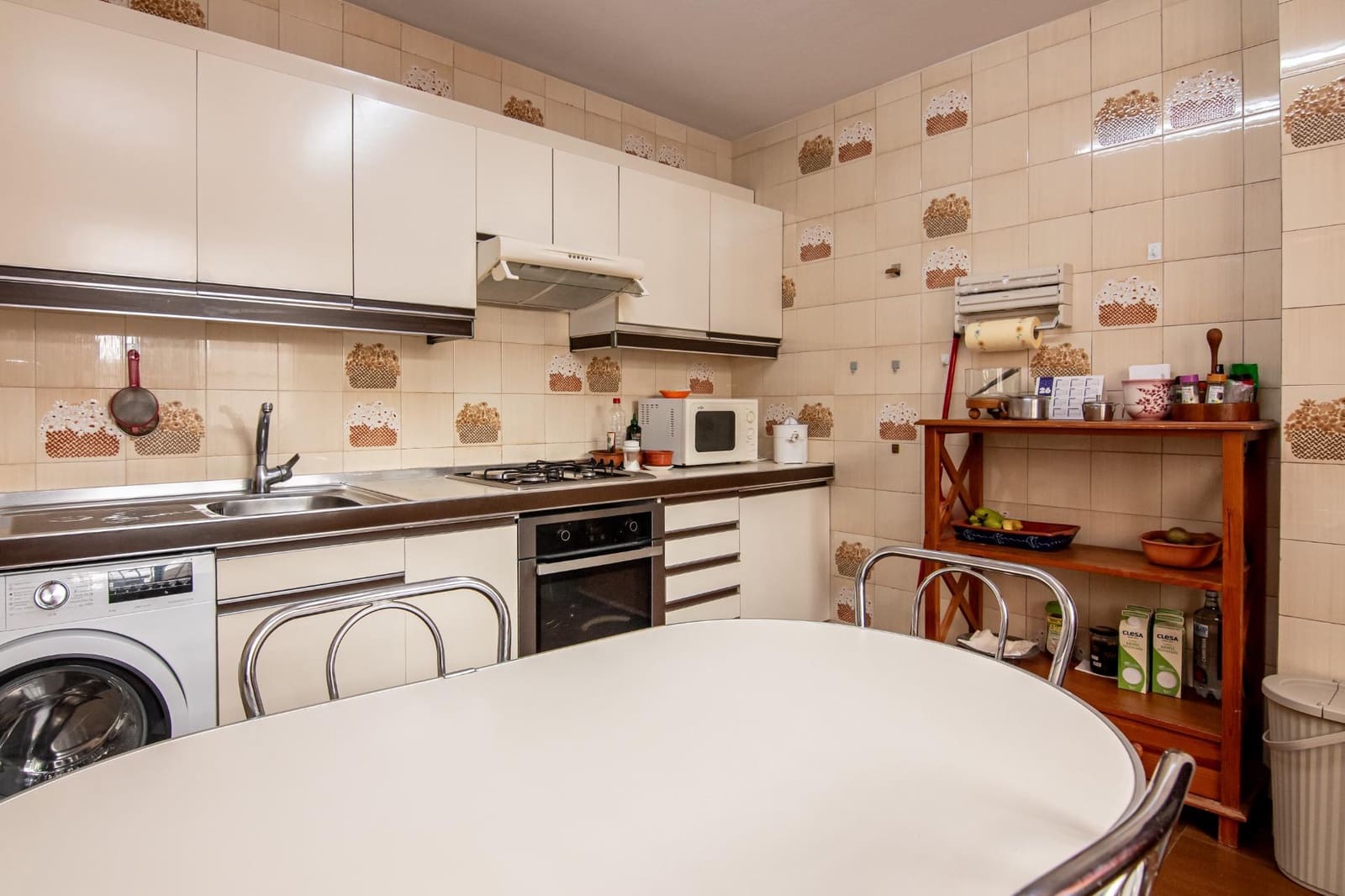 4 bedroom Flat for sale in A Coruna city with garage - € 495,000 (Ref: 9927582)