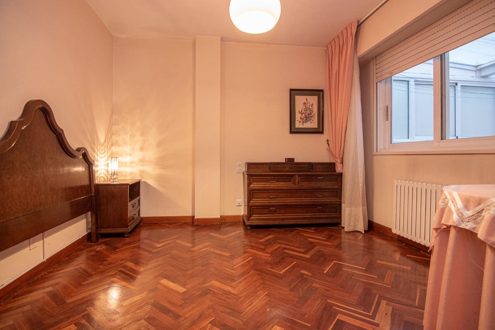4 bedroom Flat for sale in A Coruna city with garage - € 495,000 (Ref: 9927582)