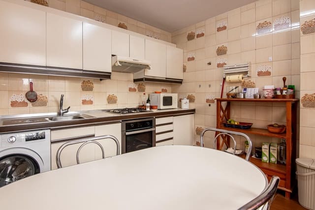 4 soverom Leilighet til salgs i La Coruña by med garasje - € 495 000 (Ref: 9927582)