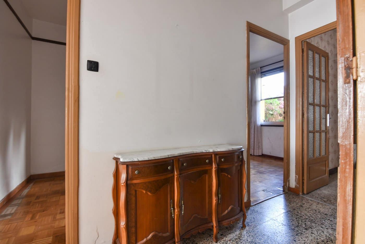 6 bedroom Townhouse for sale in A Coruna city - € 190,000 (Ref: 9940104)