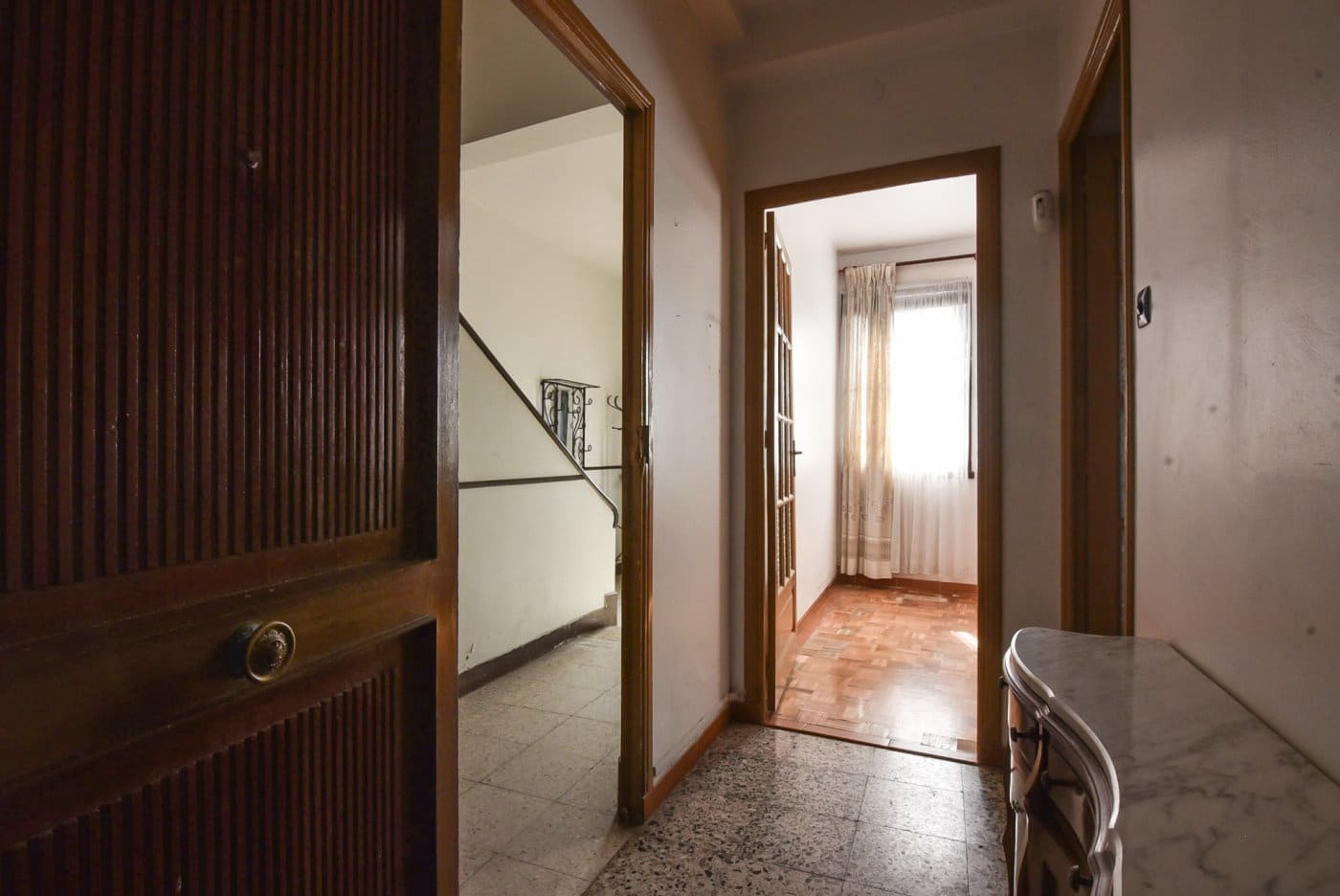 6 bedroom Townhouse for sale in A Coruna city - € 190,000 (Ref: 9940104)