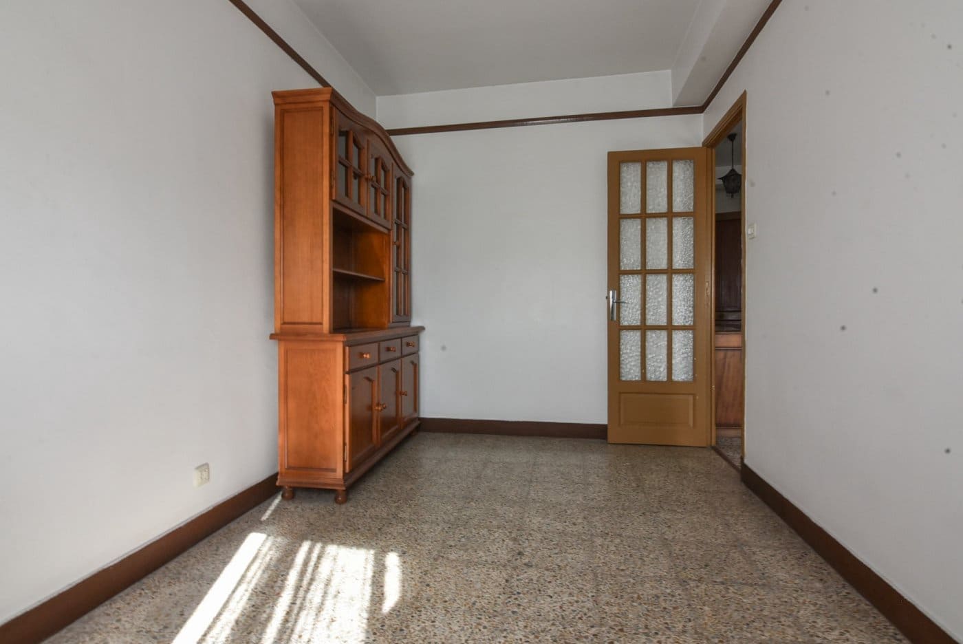 6 bedroom Townhouse for sale in A Coruna city - € 190,000 (Ref: 9940104)