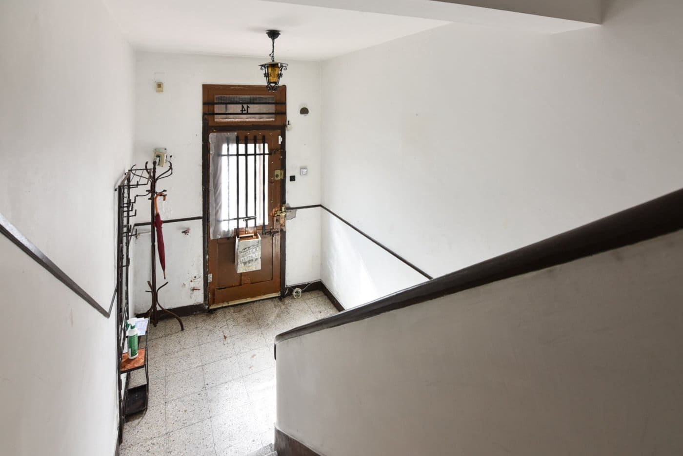 6 bedroom Townhouse for sale in A Coruna city - € 190,000 (Ref: 9940104)