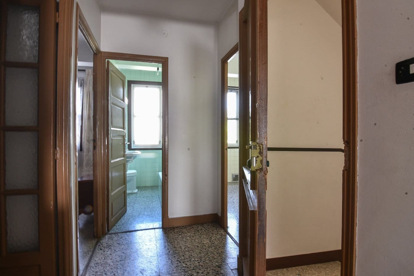 6 bedroom Townhouse for sale in A Coruna city - € 190,000 (Ref: 9940104)