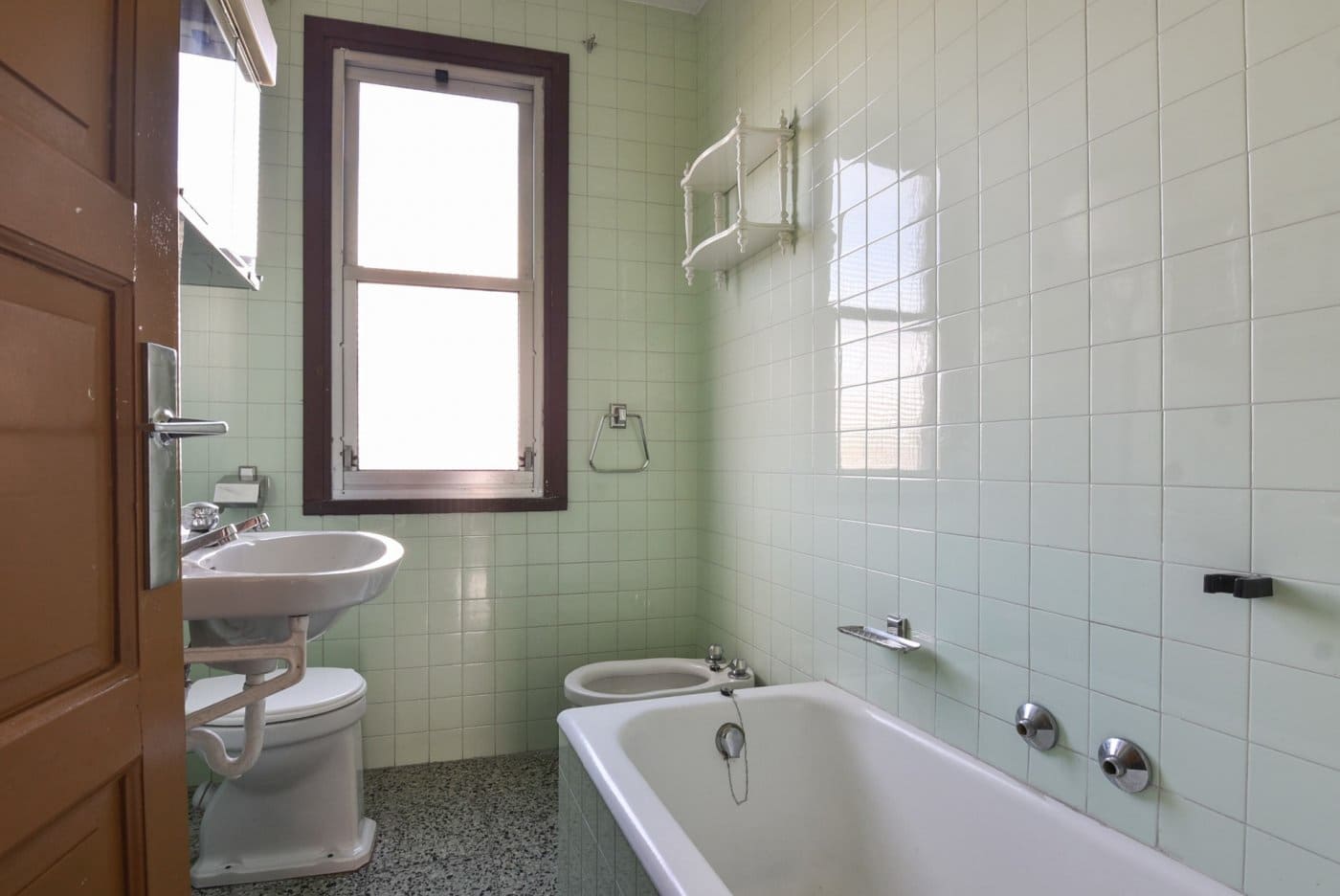 6 bedroom Townhouse for sale in A Coruna city - € 190,000 (Ref: 9940104)