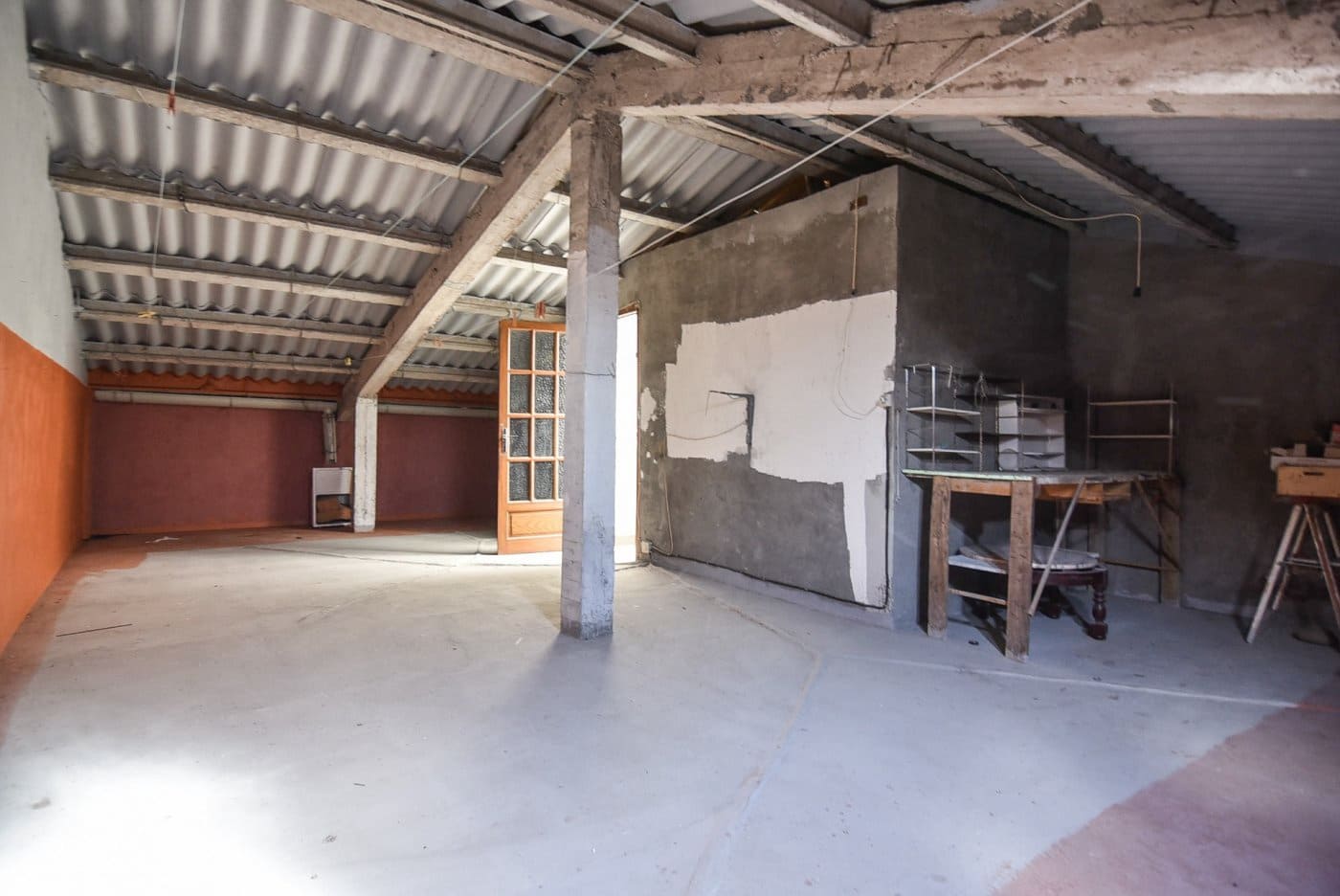 6 bedroom Townhouse for sale in A Coruna city - € 190,000 (Ref: 9940104)
