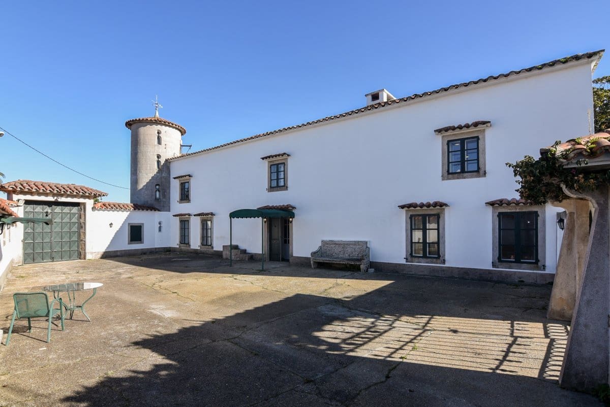 10 sypialnia Finka/Dom wiejski na sprzedaż w Oleiros - 820 000 € (Ref: 9940105)