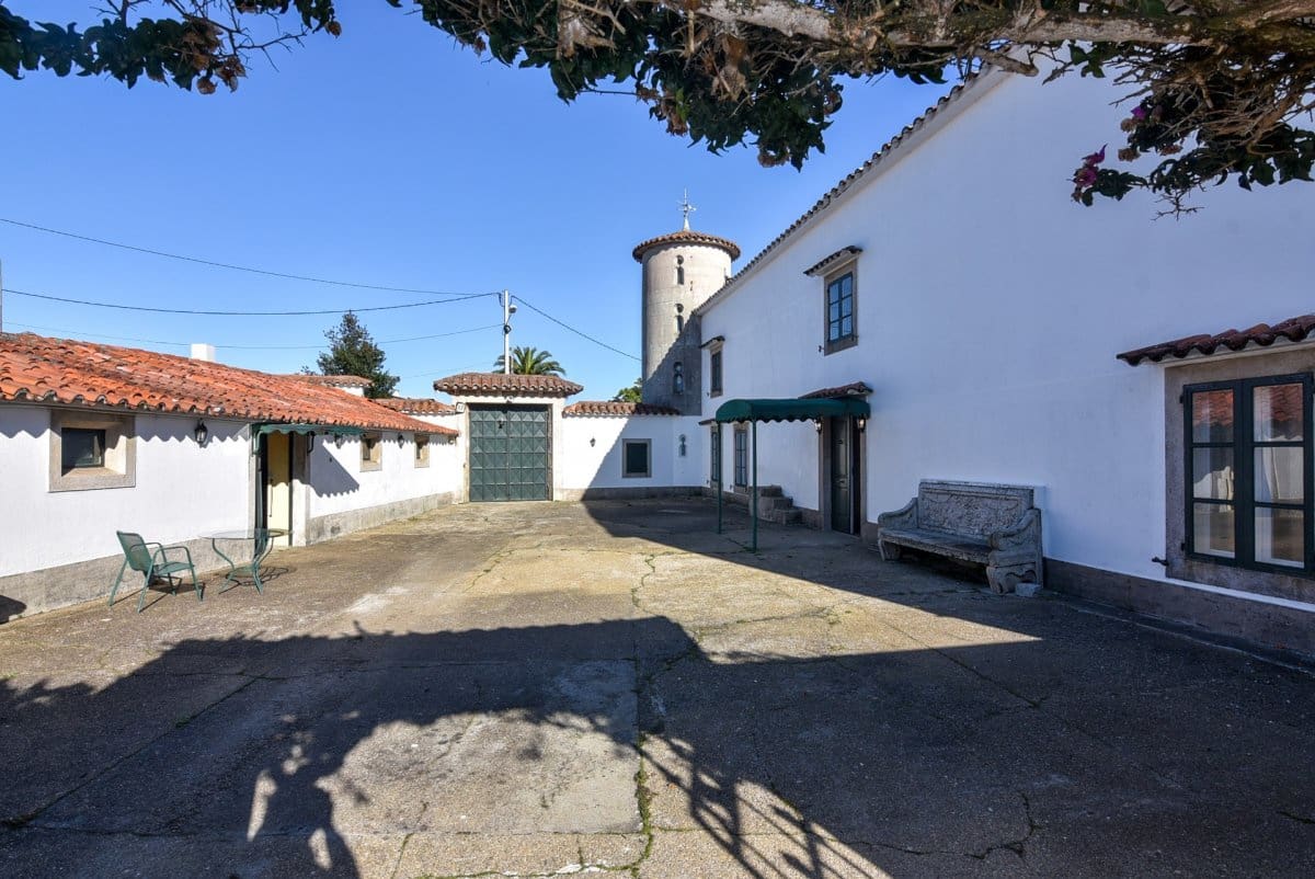 10 sypialnia Finka/Dom wiejski na sprzedaż w Oleiros - 820 000 € (Ref: 9940105)