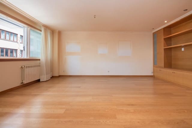 4 soverom Leilighet til salgs i La Coruña by med garasje - € 640 000 (Ref: 9958098)