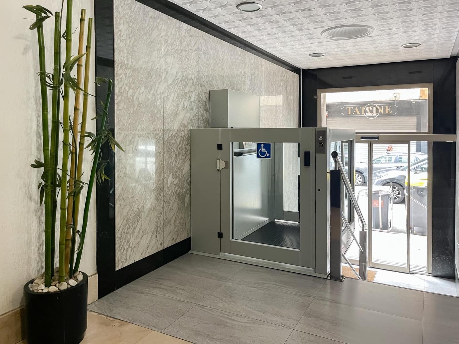 Piso de 4 habitaciones en A Coruña ciudad en venta con garaje - 640.000 € (Ref: 9958098)