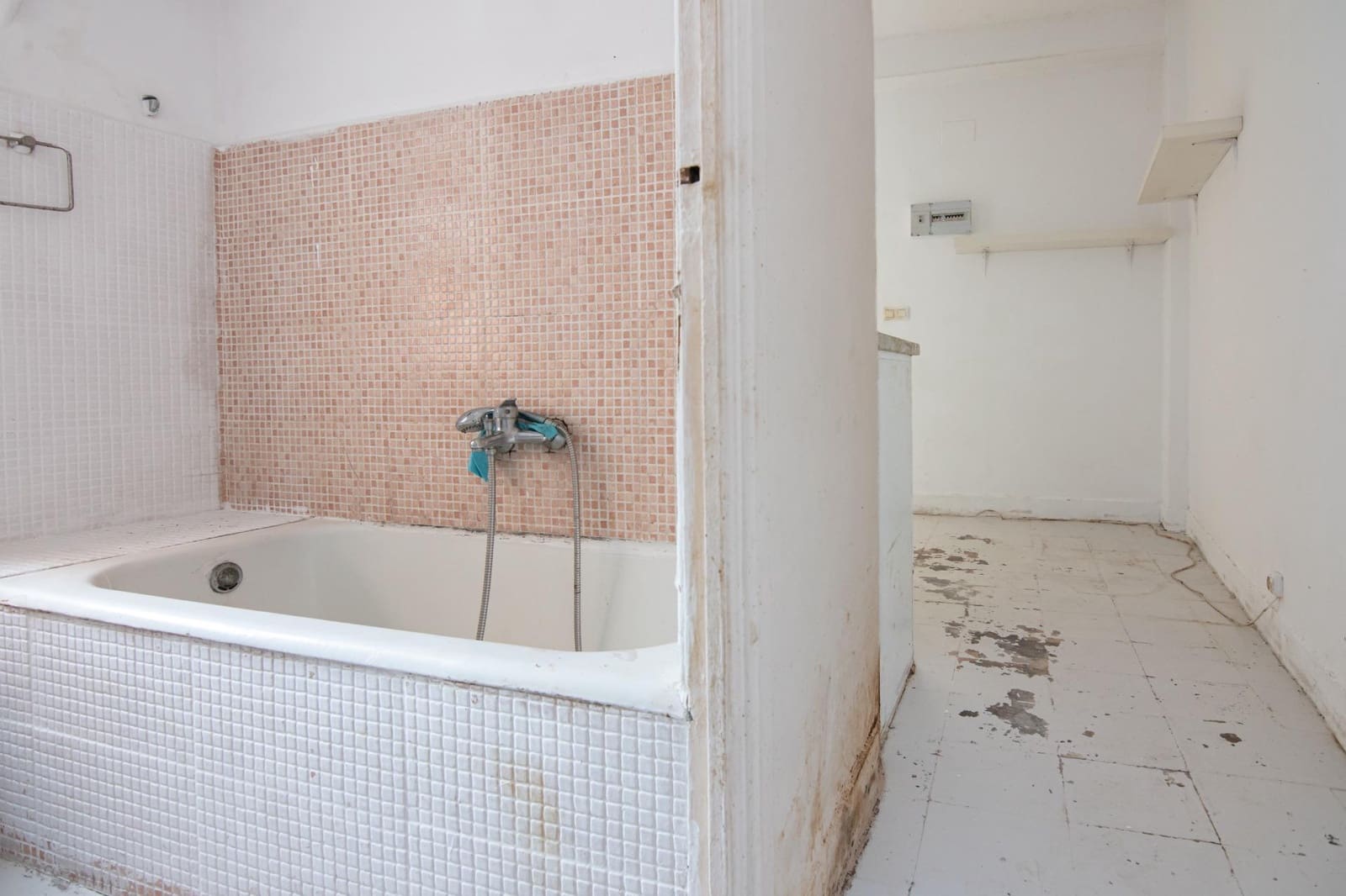 2 bedroom Flat for sale in A Coruna city - € 175,000 (Ref: 9958099)
