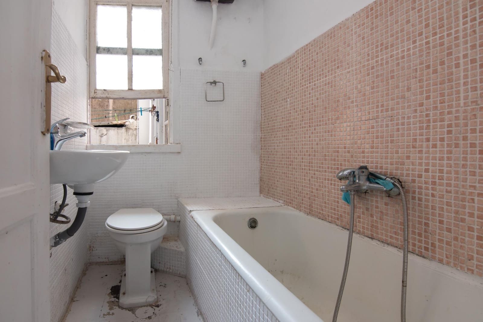 2 bedroom Flat for sale in A Coruna city - € 175,000 (Ref: 9958099)