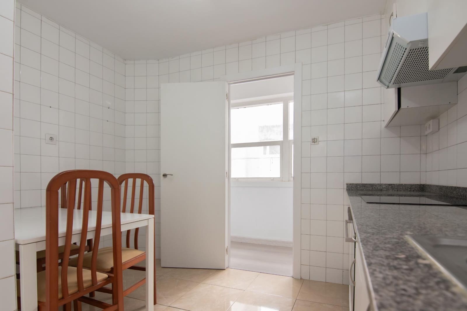 3 makuuhuone Asunto myytävänä paikassa A Coruna kaupunki - 150 000 € (Ref: 9963230)