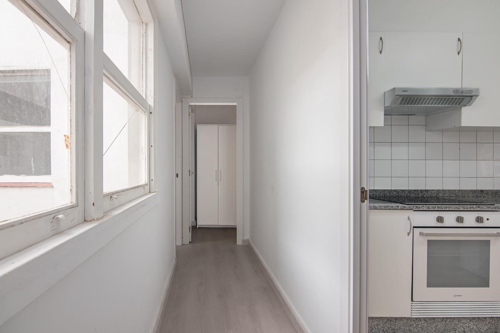 3 makuuhuone Asunto myytävänä paikassa A Coruna kaupunki - 150 000 € (Ref: 9963230)