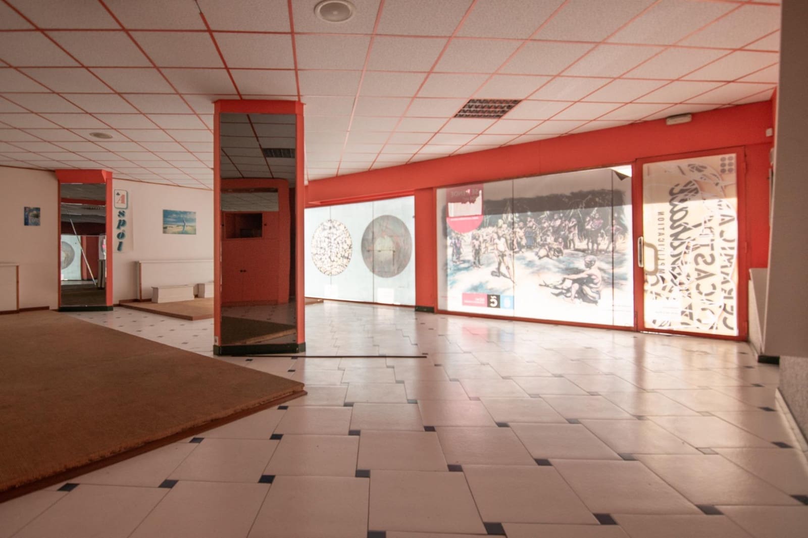 Kaupallinen vuokrattavana paikassa A Coruna kaupunki - 1 200 € (Ref: 9963231)