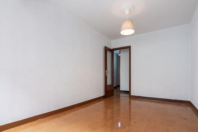 3 sovrum Lägenhet till salu i A Coruña stad - 190 000 € (Ref: 9963232)