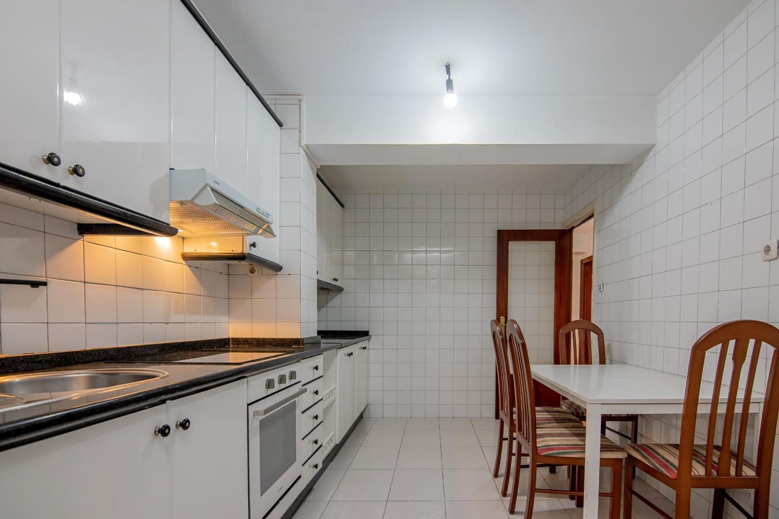3 sovrum Lägenhet till salu i A Coruna stad - 190 000 € (Ref: 9963232)