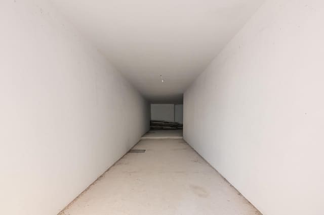 Erhverv til salg i A Coruña by - € 175.000 (Ref: 9966741)