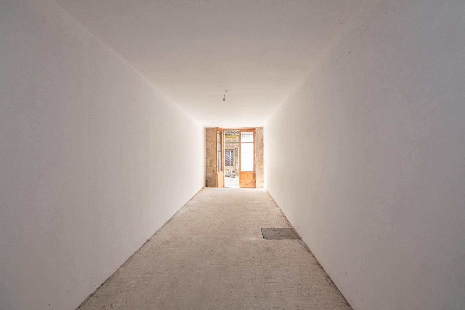 Erhverv til salg i A Coruna by - € 175.000 (Ref: 9966741)