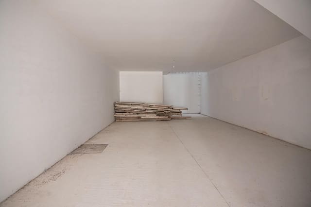 Erhverv til salg i A Coruña by - € 175.000 (Ref: 9966741)