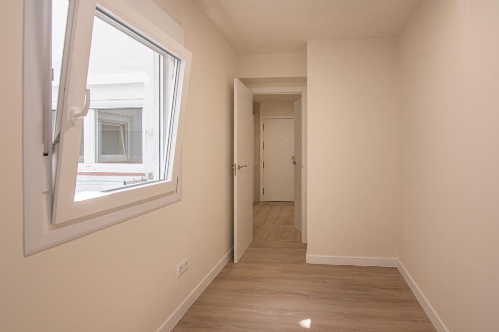 3 soverom Leilighet til salgs i La Coruna by - € 230 000 (Ref: 9973444)
