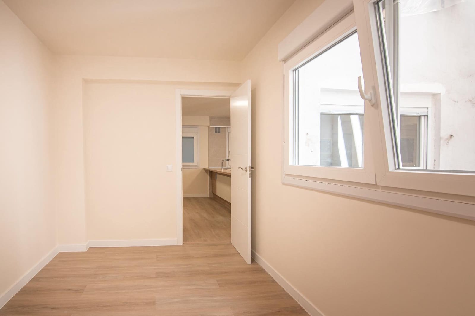 3 soverom Leilighet til salgs i La Coruna by - € 230 000 (Ref: 9973444)
