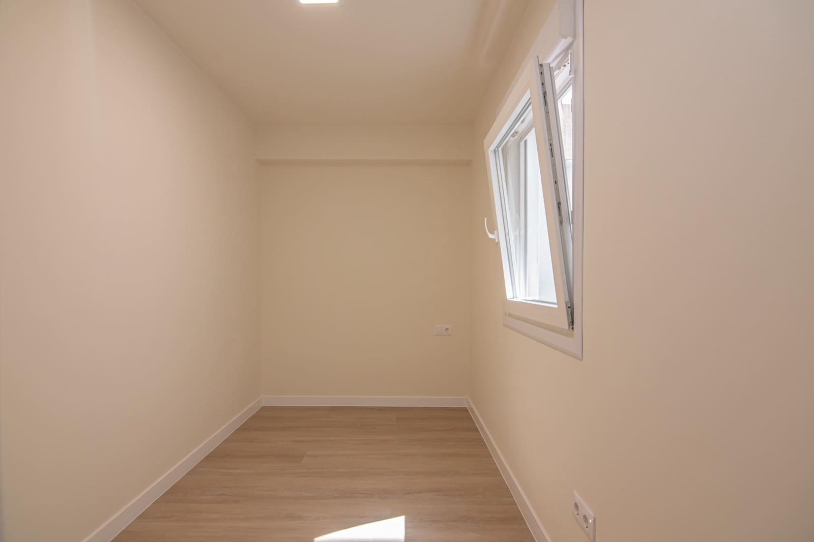 3 soverom Leilighet til salgs i La Coruna by - € 230 000 (Ref: 9973444)