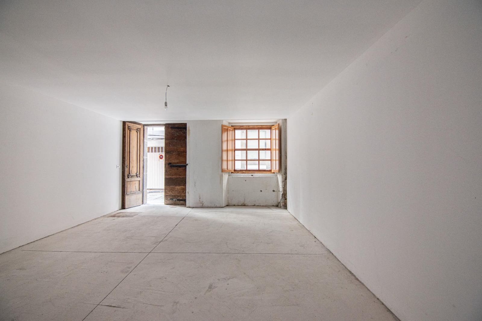 Apartment for sale in A Coruna city - € 122,000 (Ref: 9973447)