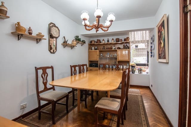 5 soverom Leilighet til salgs i La Coruña by - € 265 000 (Ref: 9998911)