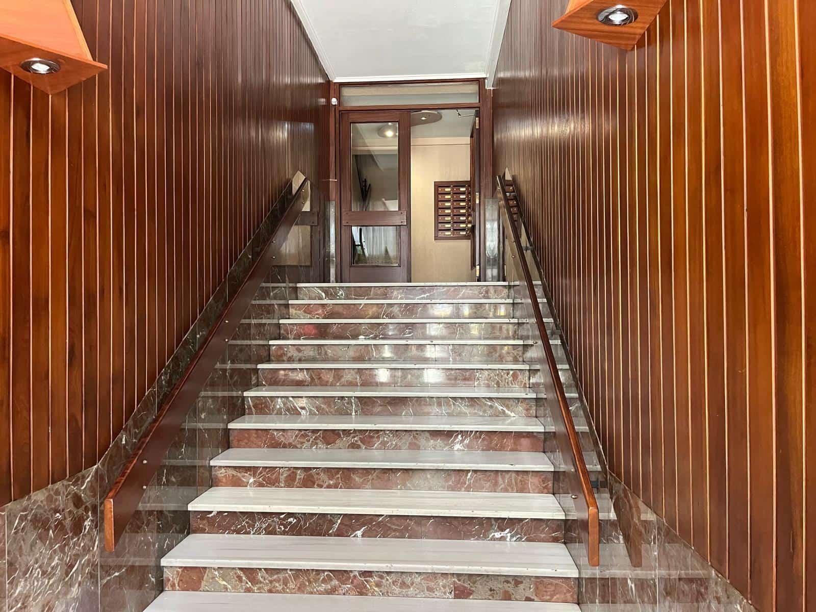 5 slaapkamer Flat te koop in A Coruna stad - € 265.000 (Ref: 9998911)