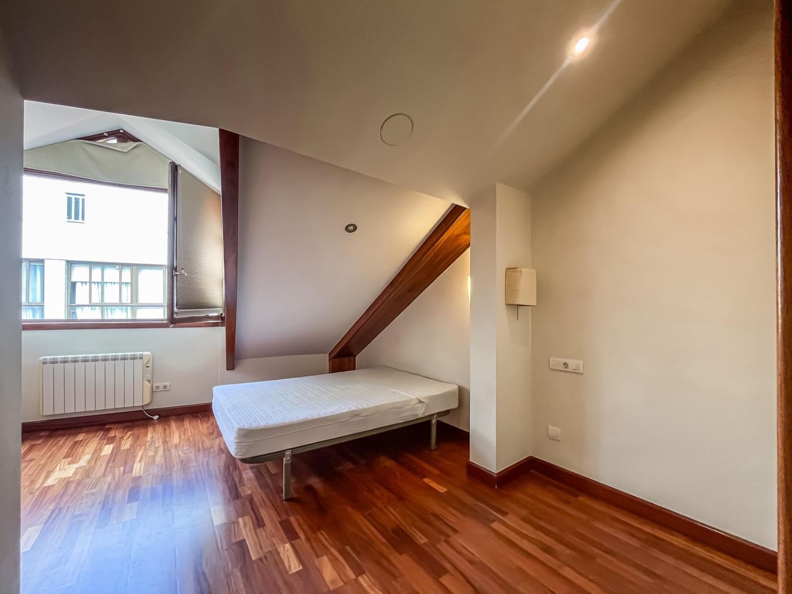 2 quarto Penthouse para venda em Corunha cidade - 360 000 € (Ref: 9999680)