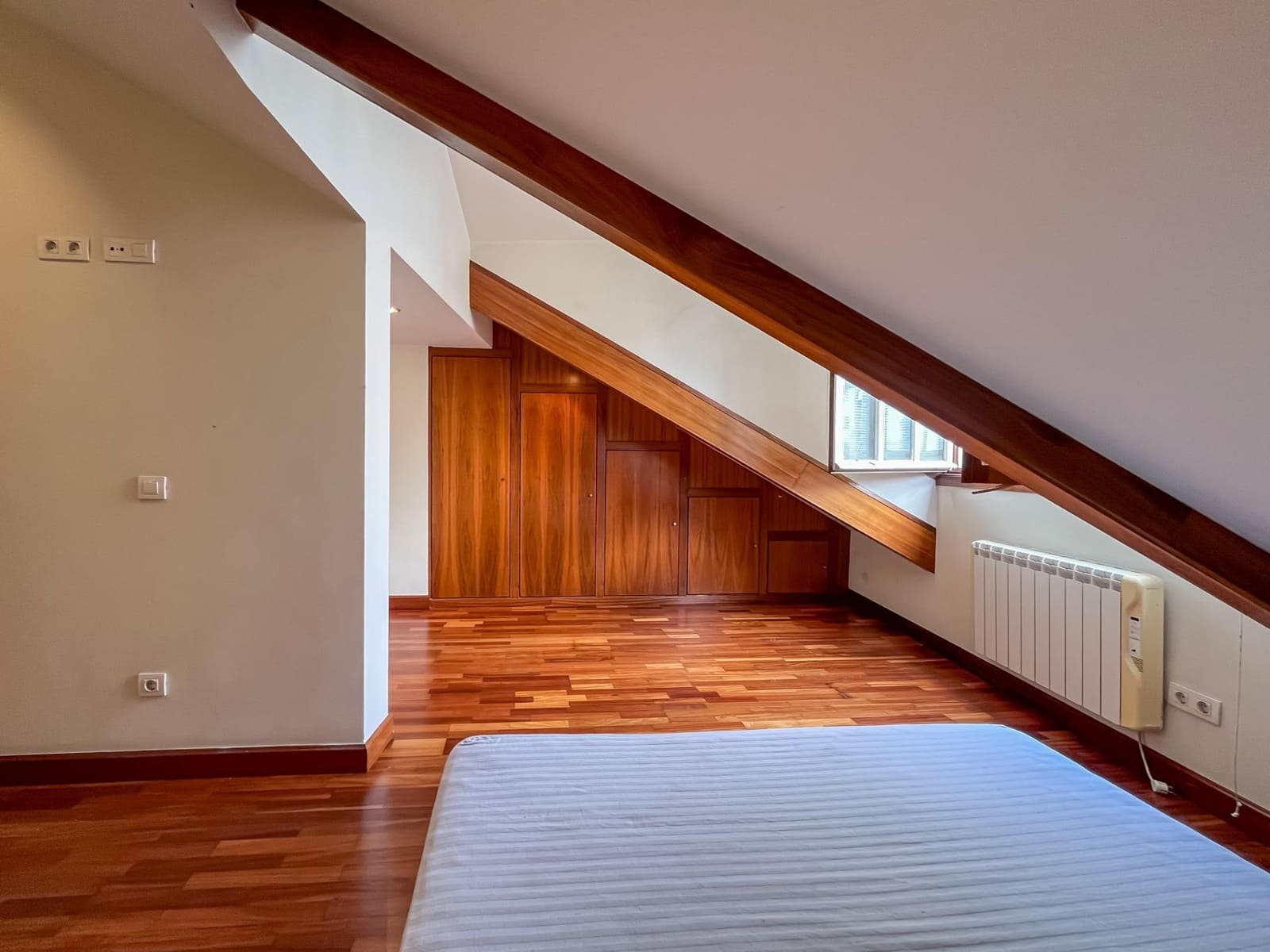 2 quarto Penthouse para venda em Corunha cidade - 360 000 € (Ref: 9999680)