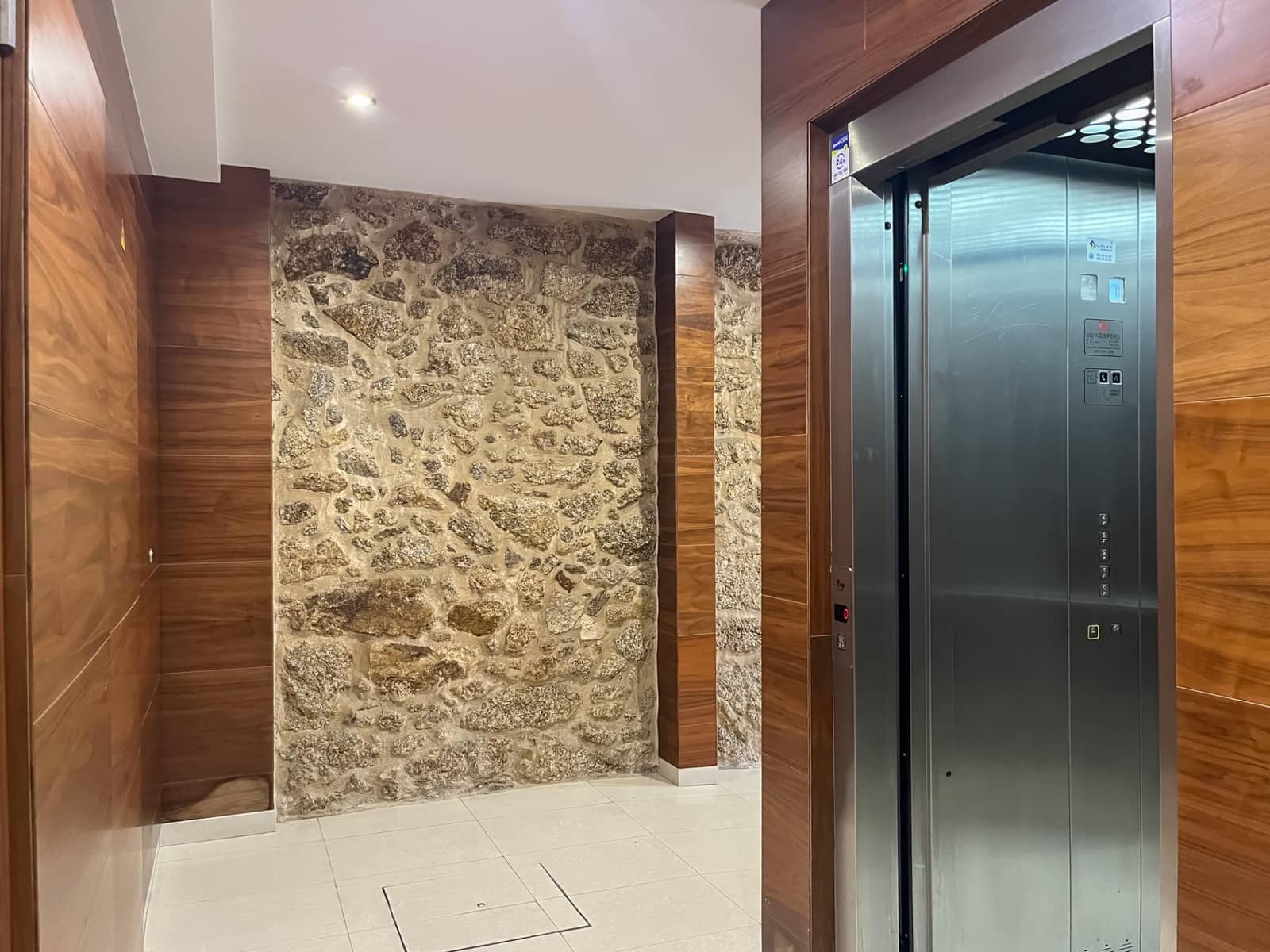 2 quarto Penthouse para venda em Corunha cidade - 360 000 € (Ref: 9999680)