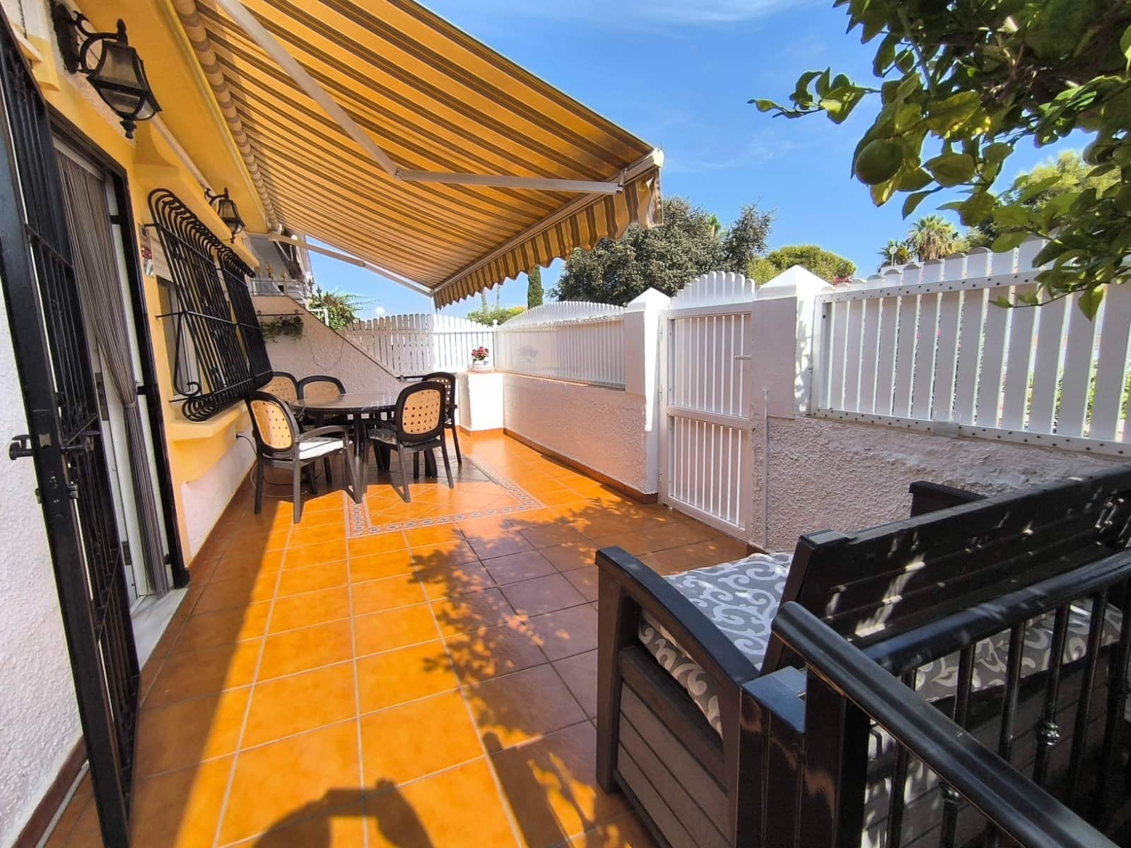 2 bedroom Semi-detached Villa for sale in Los Narejos with pool - € 219,000 (Ref: 10019794)