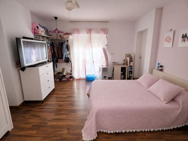 5 soverom Hus til salgs i San Pedro del Pinatar med garasje - € 335 000 (Ref: 10163221)