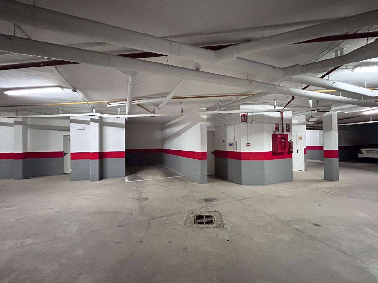   2 soveværelse   ferieLejlighed i Roda   med   swimmingpool  garage  - € 1.200 (Ref: 10177474)