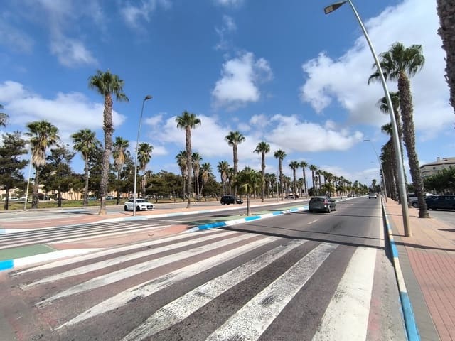 Local Comercial de 1 habitación en Los Alcázares en venta - 258.000 € (Ref: 10183250)