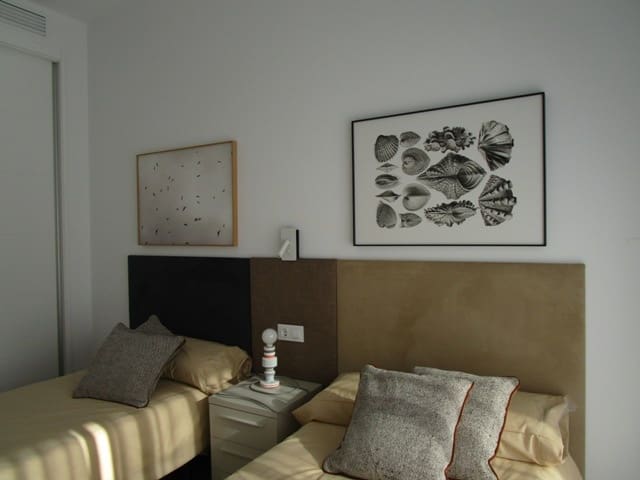 2 soverom Villa til salgs i Pilar de la Horadada med svømmebasseng garasje - € 385 000 (Ref: 4105873)