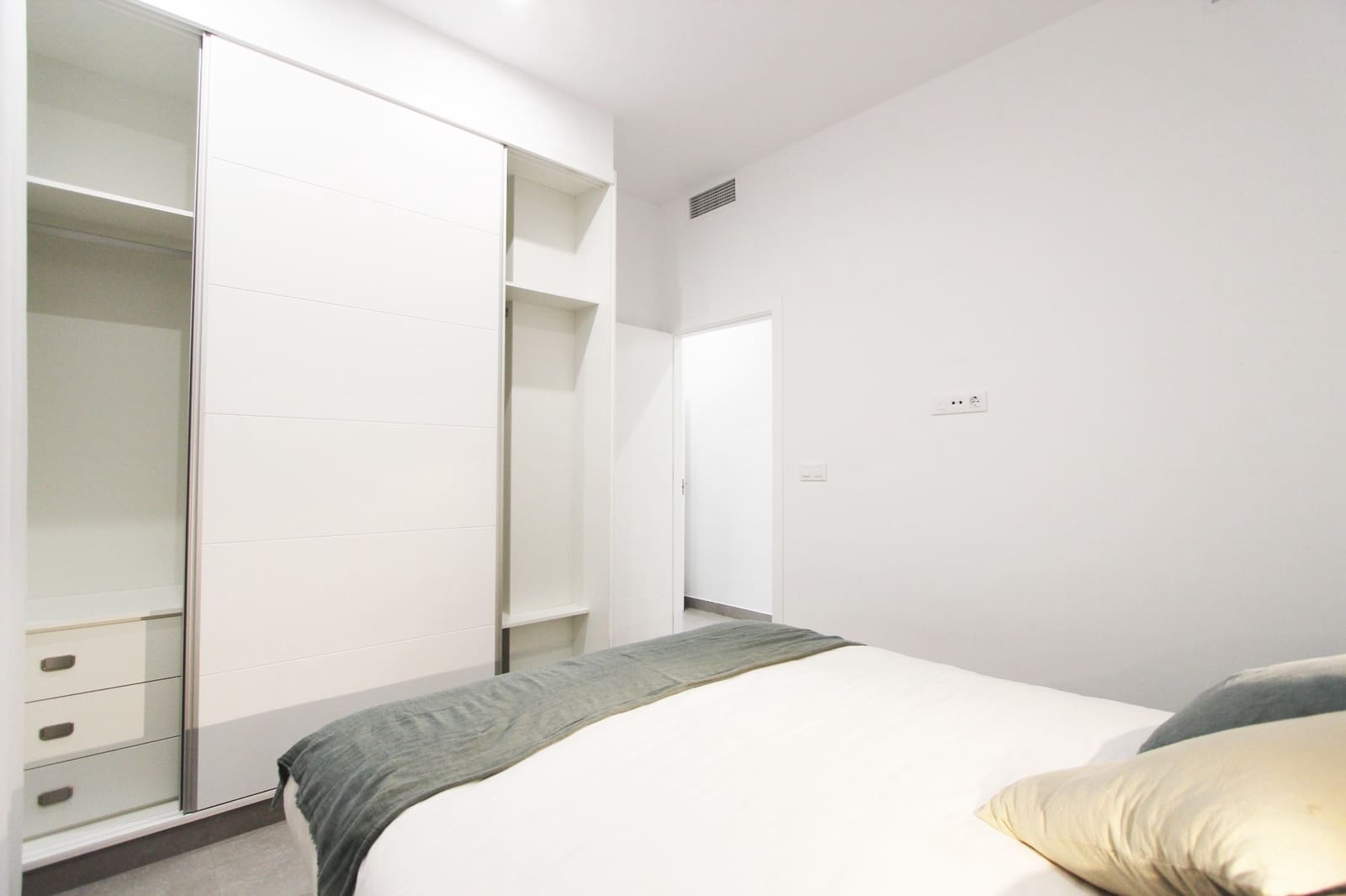 3 bedroom Villa for sale in Pinar de Campoverde with pool garage - € 385,000 (Ref: 6147923)