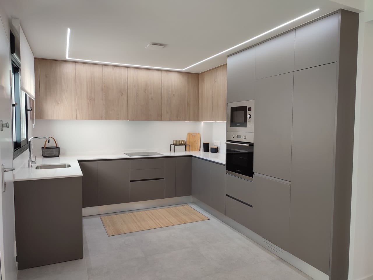 Apartamento de 2 habitaciones en Pilar de la Horadada en venta con piscina garaje - 264.900 € (Ref: 7468903)