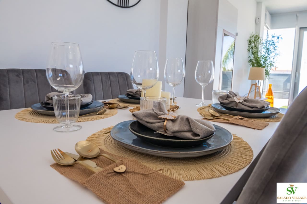 3 chambre Villa/Maison à vendre à Los Alcazares avec piscine garage - 395 000 € (Ref: 7921869)