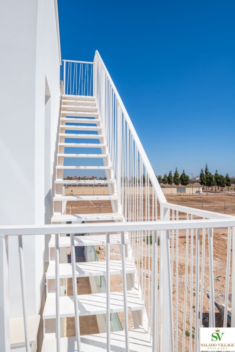 3 chambre Villa/Maison à vendre à Los Alcazares avec piscine garage - 395 000 € (Ref: 7921869)