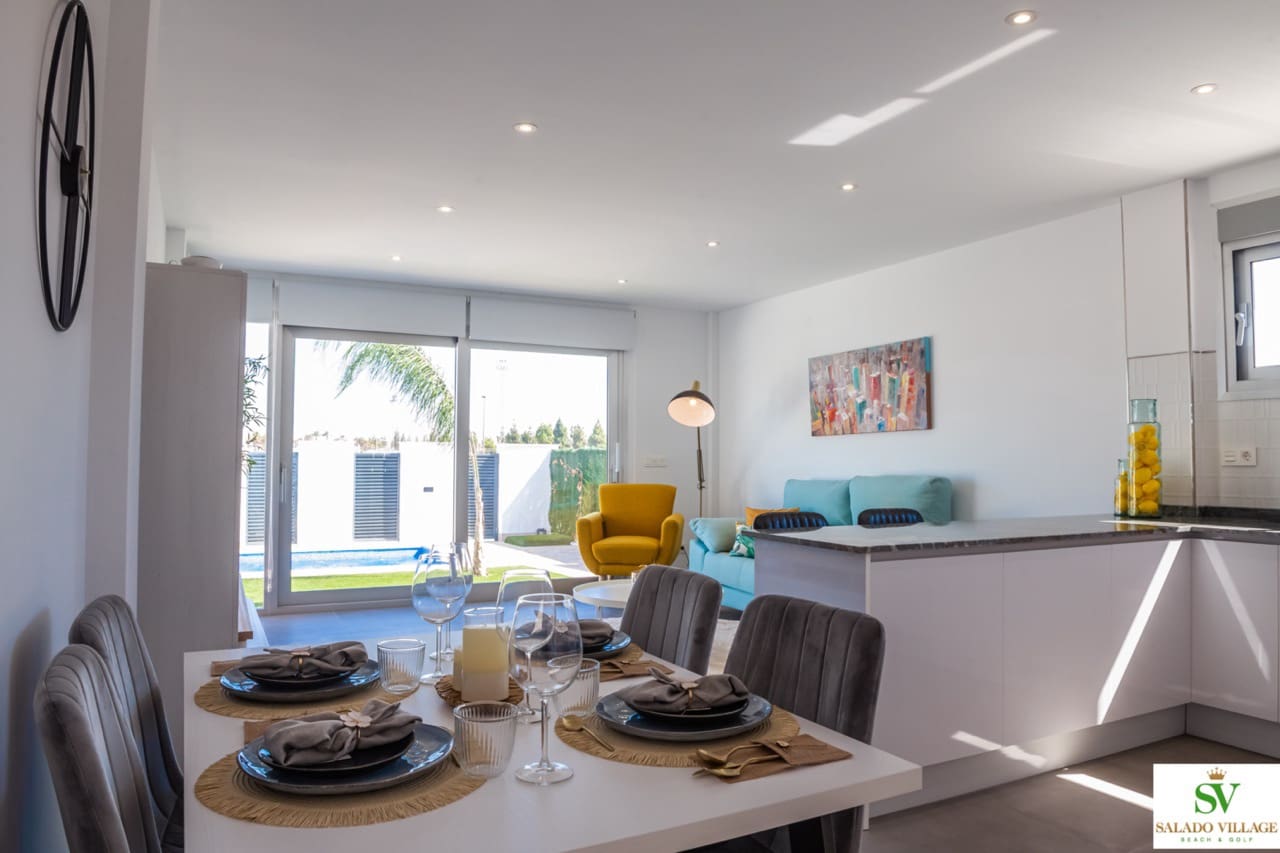 3 chambre Villa/Maison à vendre à Los Alcazares avec piscine garage - 395 000 € (Ref: 7921869)