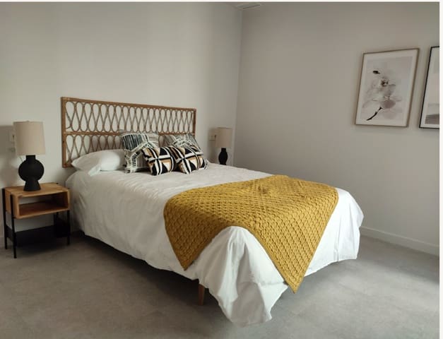 Bungalow de 2 habitaciones en Pilar de la Horadada en venta con piscina - 239.000 € (Ref: 8653704)