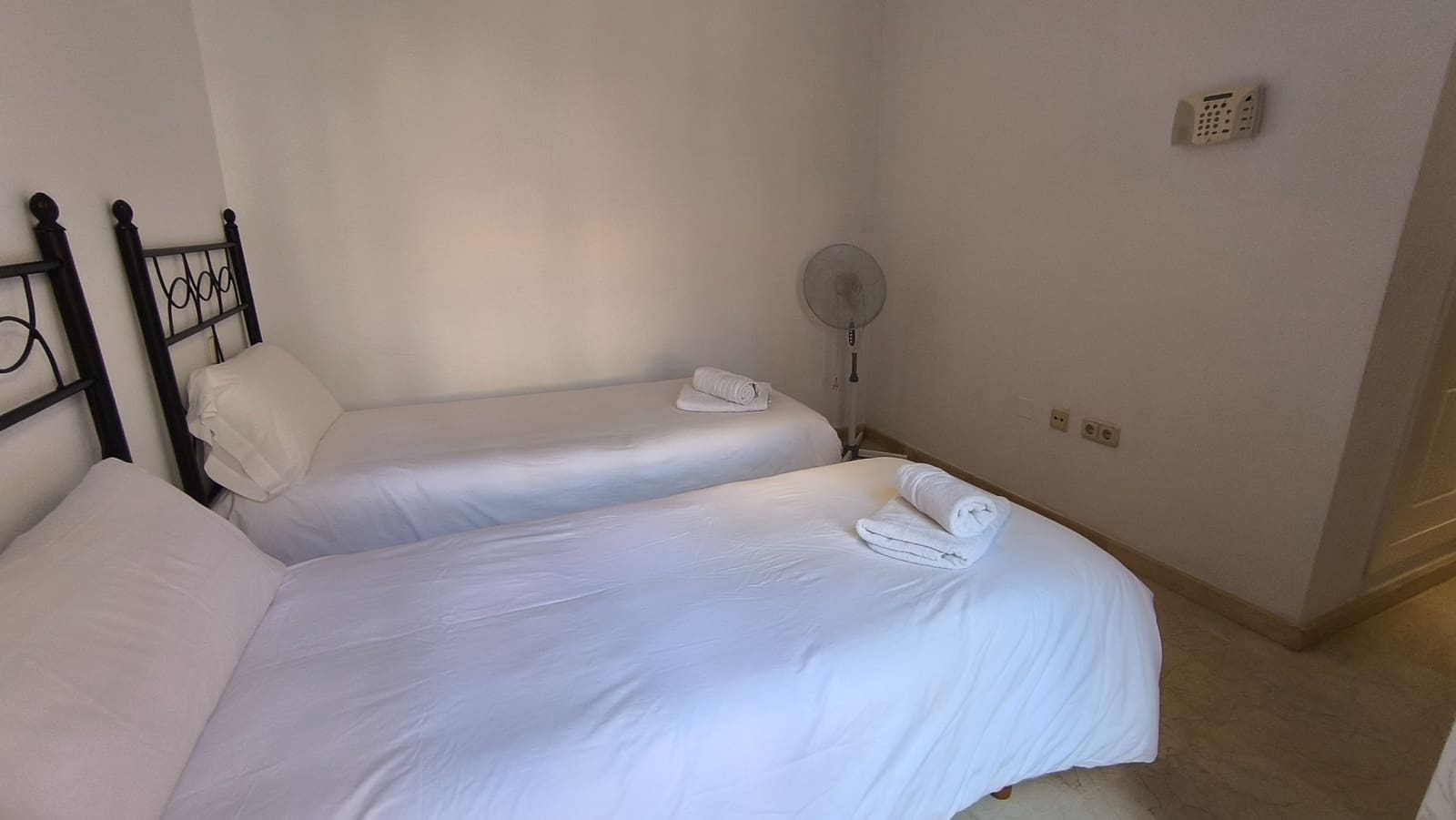 Apartamento de 3 habitaciones en Los Alcázares en venta con piscina - 259.900 € (Ref: 8754701)