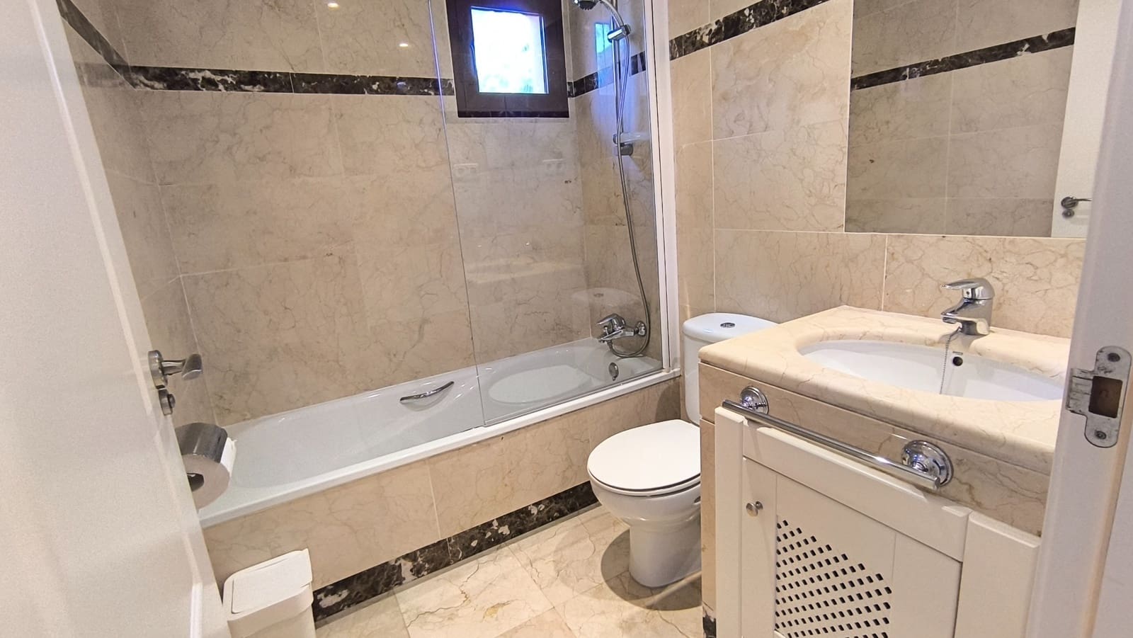 Apartamento de 3 habitaciones en Los Alcázares en venta con piscina - 259.900 € (Ref: 8754701)