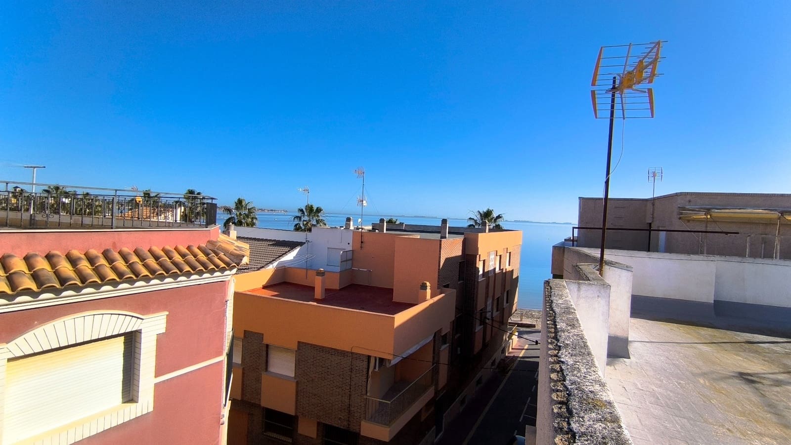 3 bedroom Apartment for sale in Los Alcazares with garage - € 195,000 (Ref: 8780801)