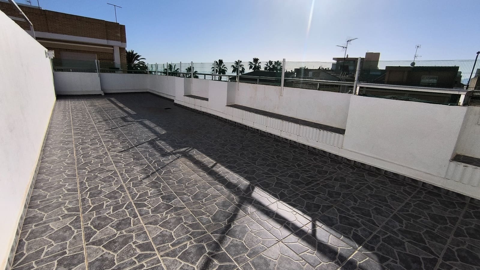3 bedroom Apartment for sale in Los Alcazares with garage - € 195,000 (Ref: 8780801)