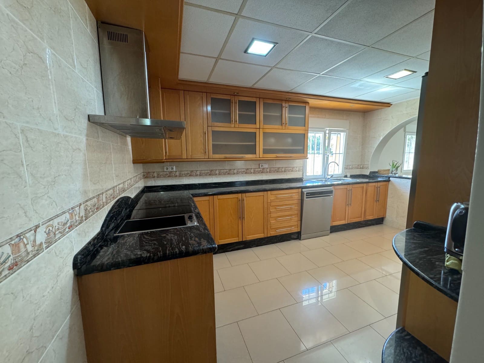 6 soverom Villa til salgs i Los Narejos med svømmebasseng garasje - € 599 000 (Ref: 8784367)